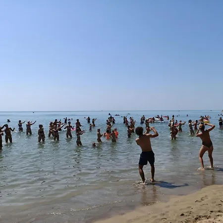 Campsite Estivo Premium Deluxe Mobile Homes On Malibu Lido di Jesolo
