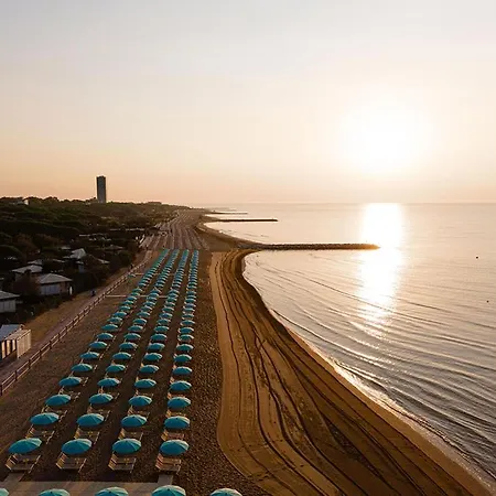 Camping Estivo Premium Deluxe Mobile Homes On Malibu *