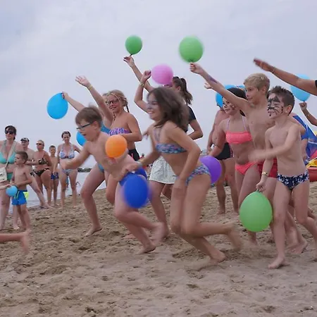 Camping Estivo Premium Deluxe Mobile Homes On Malibu Lido di Jesolo