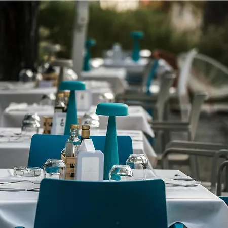 Estivo Premium Deluxe Mobile Homes On Malibu *