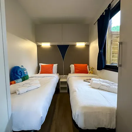 Campsite Estivo Premium Deluxe Mobile Homes On Malibu Lido di Jesolo