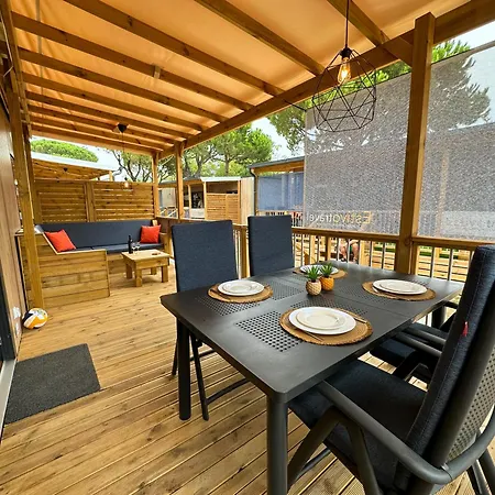 Estivo Premium Deluxe Mobile Homes On Malibu Camping